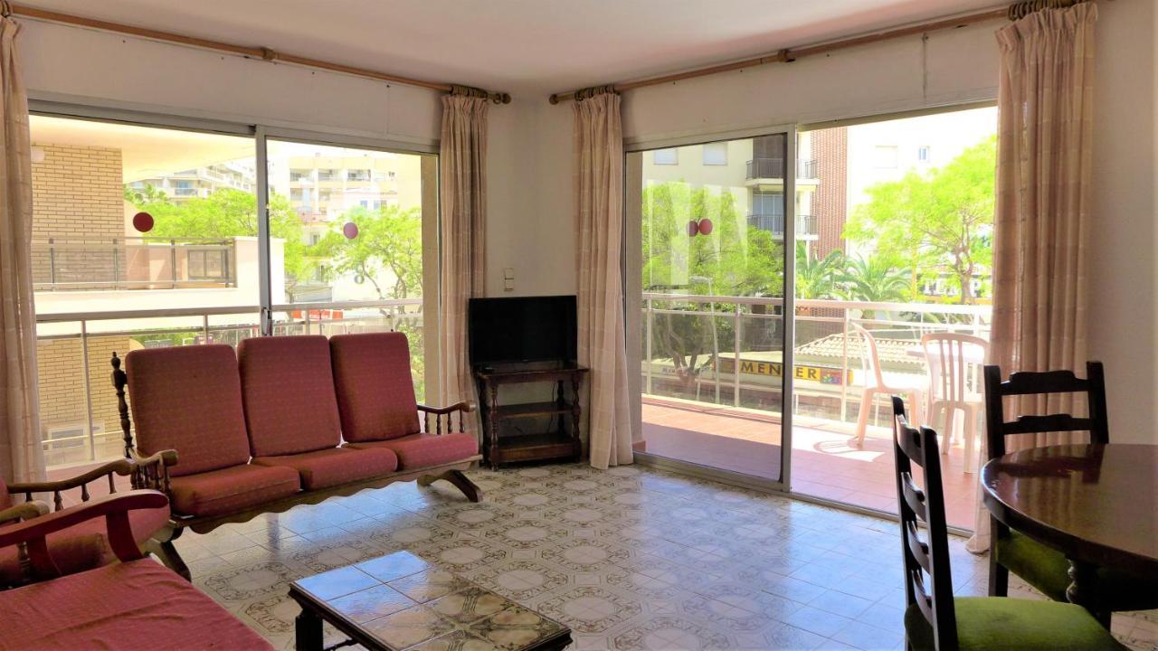 El Pinar Fuente Luminosa Apartman Salou Kültér fotó